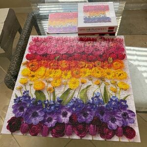Galison 500 piece Spring Flowers Jigsaw Puzzle in gradient hues
